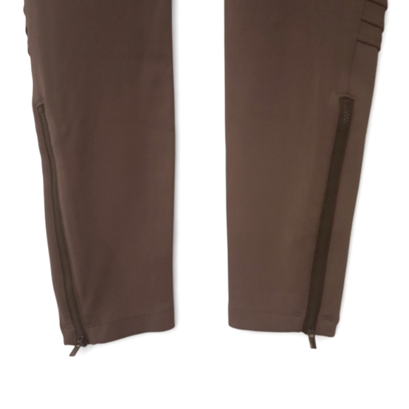 ATHLETA Moto Zip Delancy Tight Sculptek UPF 50+ Stretch Pockets Legging Taupe - Picture 11 of 12